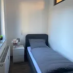 דירה - Komfortable Einzelzimmer Und Doppelzimmer - Moderne Badezimmer, Schnelles Wlan, Self-check-in בילפלד