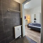 - Komfortable Einzelzimmer Und Doppelzimmer - Moderne Badezimmer, Schnelles Wlan, Self-check-in