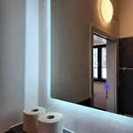 - Komfortable Einzelzimmer Und Doppelzimmer - Moderne Badezimmer, Schnelles Wlan, Self-check-in アパート *