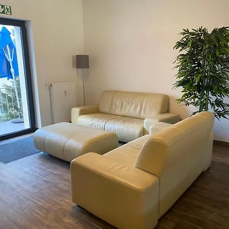 Business-&monteurzimmer - Komfortable Einzel- Und Doppelzimmer - Eigenes Modernes Badezimmer, Schnelles Wlan, Self-check-in Apartment Bielefeld