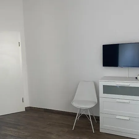 Bielefeld City Apartments - Komfortable Einzelzimmer Und Doppelzimmer - Modernes Badezimmer, Schnelles Wlan, Self-Check-In Bielefeld
