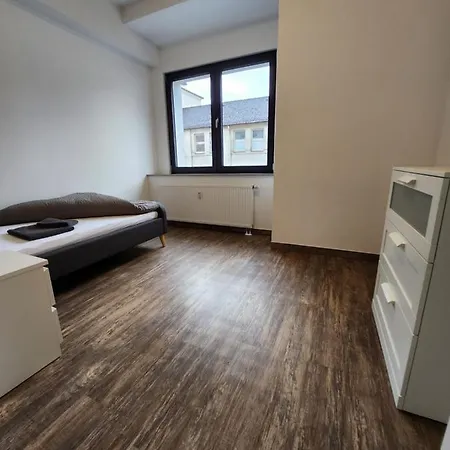 Appartement - Komfortable Einzelzimmer Und Doppelzimmer - Moderne Badezimmer, Schnelles Wlan, Self-check-in Bielefeld