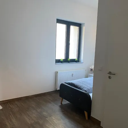 Appartement - Komfortable Einzelzimmer Und Doppelzimmer - Moderne Badezimmer, Schnelles Wlan, Self-check-in