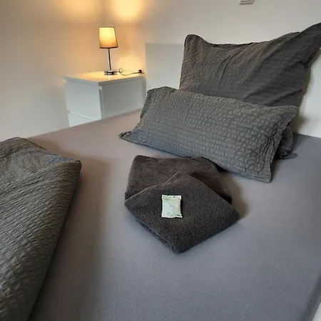 - Komfortable Einzelzimmer Und Doppelzimmer - Moderne Badezimmer, Schnelles Wlan, Self-check-in