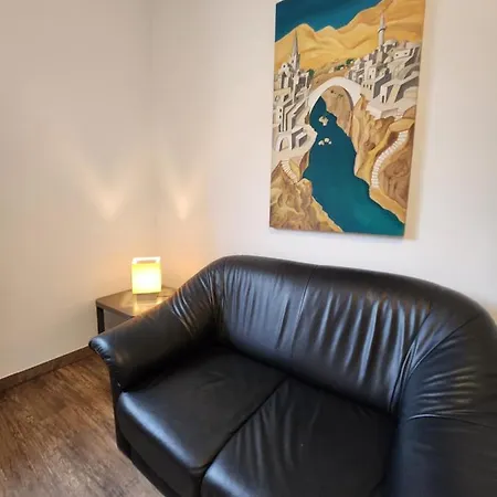 Bielefeld City Apartments - Komfortable Einzelzimmer Und Doppelzimmer - Moderne Badezimmer, Schnelles Wlan, Self-Check-In Bielefeld