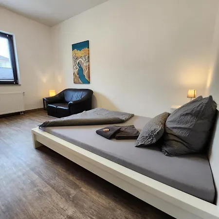 - Komfortable Einzelzimmer Und Doppelzimmer - Moderne Badezimmer, Schnelles Wlan, Self-check-in * בילפלד