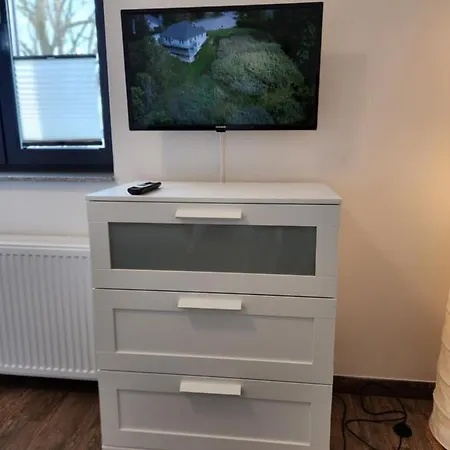 - Komfortable Einzelzimmer Und Doppelzimmer - Moderne Badezimmer, Schnelles Wlan, Self-check-in * Bielefeld