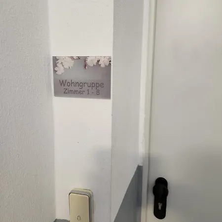 - Komfortable Einzelzimmer Und Doppelzimmer - Moderne Badezimmer, Schnelles Wlan, Self-check-in *
