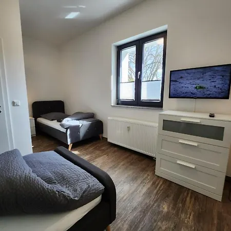 - Komfortable Einzelzimmer Und Doppelzimmer - Moderne Badezimmer, Schnelles Wlan, Self-check-in * Bielefeld
