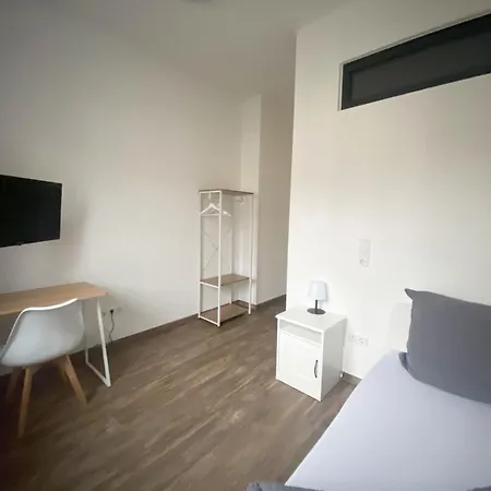 - Komfortable Einzelzimmer Und Doppelzimmer - Moderne Badezimmer, Schnelles Wlan, Self-check-in * Bielefeld