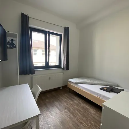 - Komfortable Einzelzimmer Und Doppelzimmer - Moderne Badezimmer, Schnelles Wlan, Self-check-in Daire *