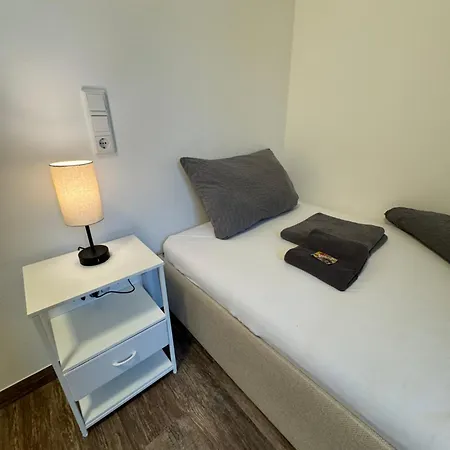 Apartmán Bielefeld City Apartments - Komfortable Einzelzimmer Und Doppelzimmer - Modernes Badezimmer, Schnelles Wlan, Self-Check-In *