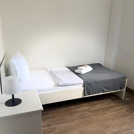 - Komfortable Einzelzimmer Und Doppelzimmer - Moderne Badezimmer, Schnelles Wlan, Self-check-in Appartement Bielefeld
