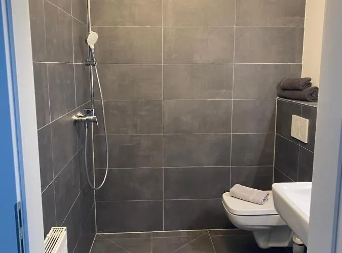 Bielefeld City Apartments - Komfortable Einzelzimmer Und Doppelzimmer - Modernes Badezimmer, Schnelles Wlan, Self-Check-In Apartmán *