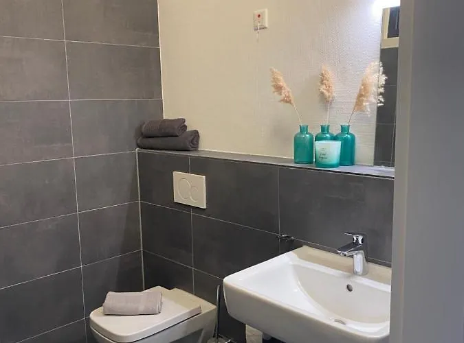 Bielefeld City Apartments - Komfortable Einzelzimmer Und Doppelzimmer - Moderne Badezimmer, Schnelles Wlan, Self-Check-In Apartamento