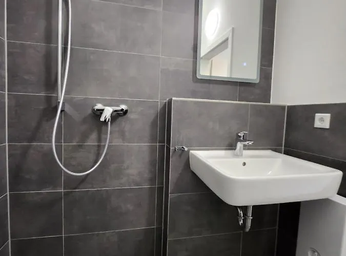 Apartamento Bielefeld City Apartments - Komfortable Einzelzimmer Und Doppelzimmer - Moderne Badezimmer, Schnelles Wlan, Self-Check-In Bielefeld