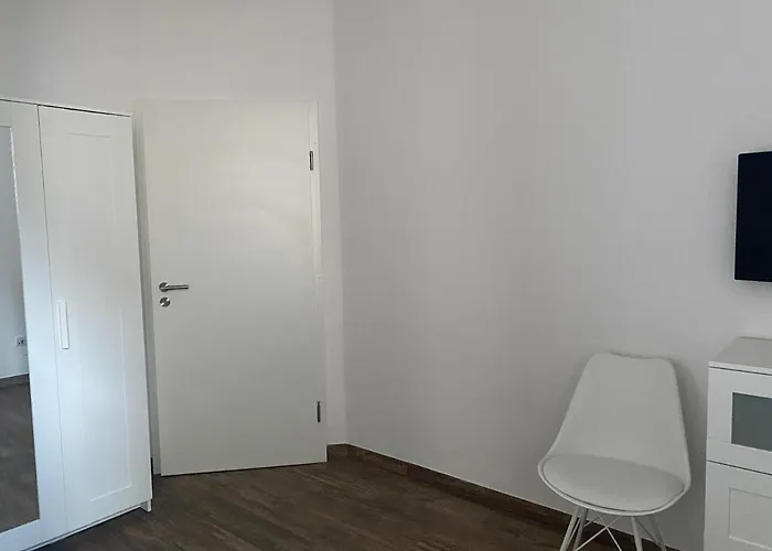 Bielefeld City Apartments - Komfortable Einzelzimmer Und Doppelzimmer - Modernes Badezimmer, Schnelles Wlan, Self-Check-In Apartmán