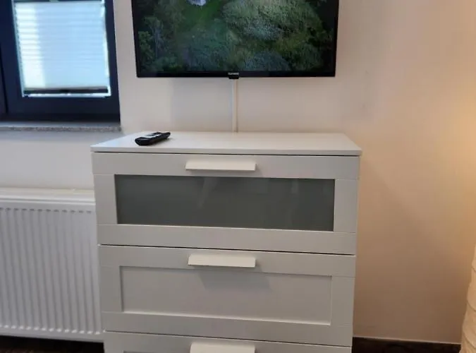 Bielefeld City Apartments - Komfortable Einzelzimmer Und Doppelzimmer - Moderne Badezimmer, Schnelles Wlan, Self-Check-In * Bielefeld