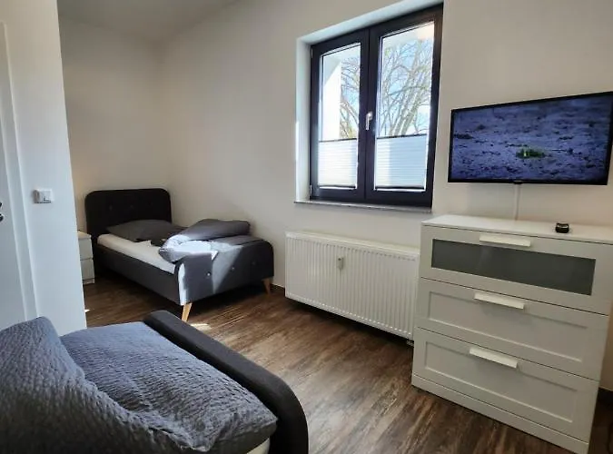 - Komfortable Einzelzimmer Und Doppelzimmer - Moderne Badezimmer, Schnelles Wlan, Self-check-in * Bielefeld
