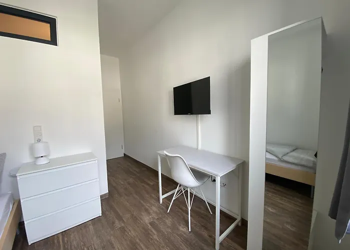 Bielefeld City Apartments - Komfortable Einzelzimmer Und Doppelzimmer - Moderne Badezimmer, Schnelles Wlan, Self-Check-In בילפלד