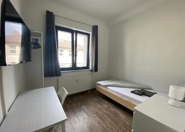 - Komfortable Einzelzimmer Und Doppelzimmer - Moderne Badezimmer, Schnelles Wlan, Self-check-in Appartement *